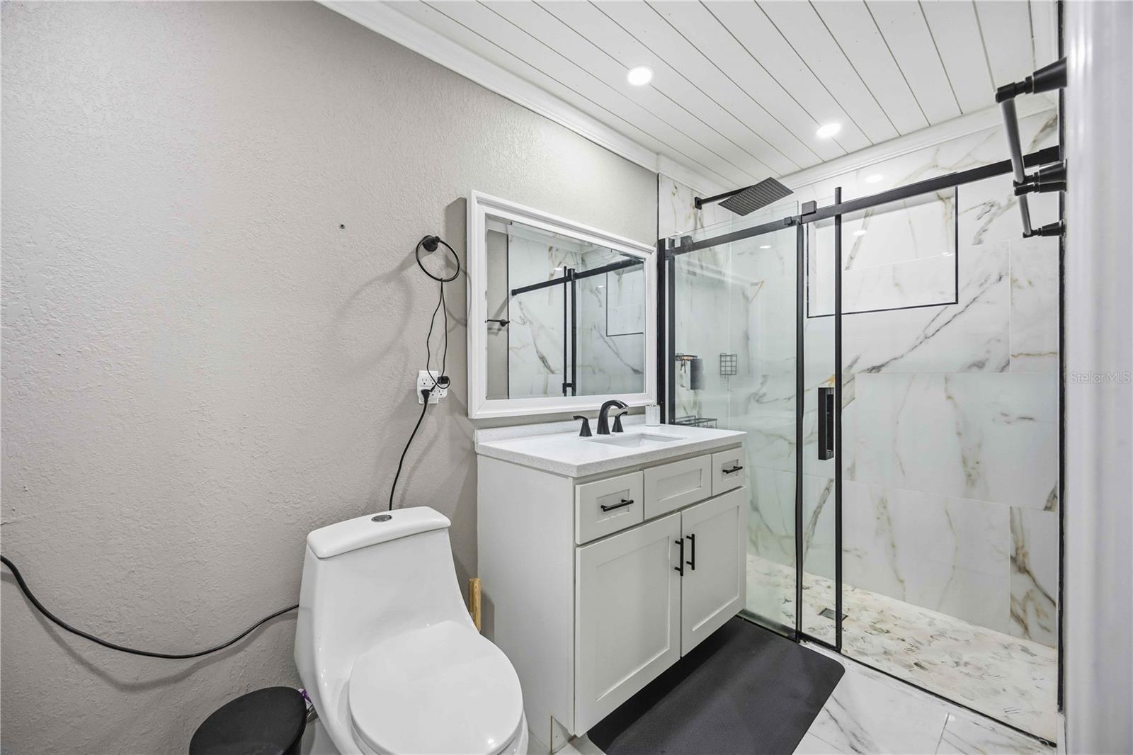 Image 16 of 27 For 21913 Felton Avenue