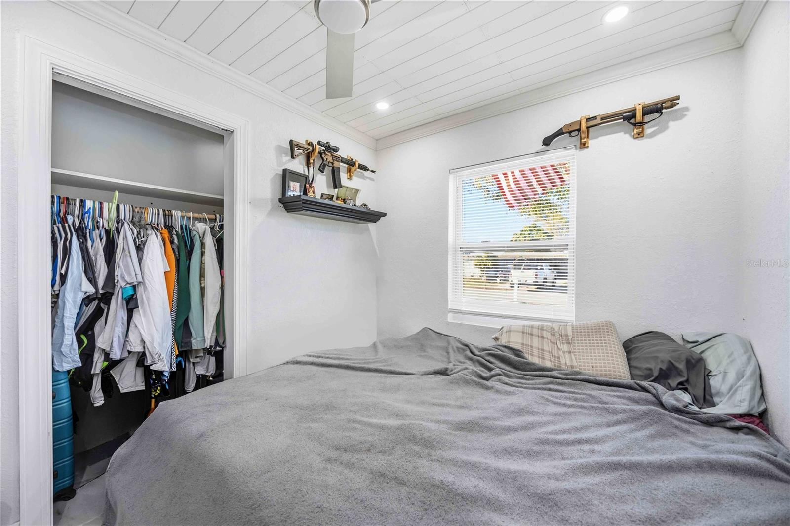 Image 21 of 27 For 21913 Felton Avenue