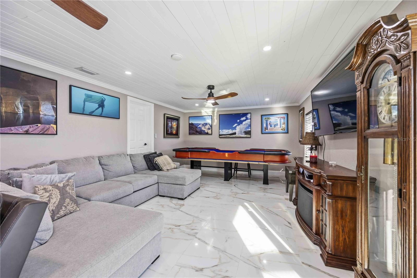 Image 4 of 27 For 21913 Felton Avenue