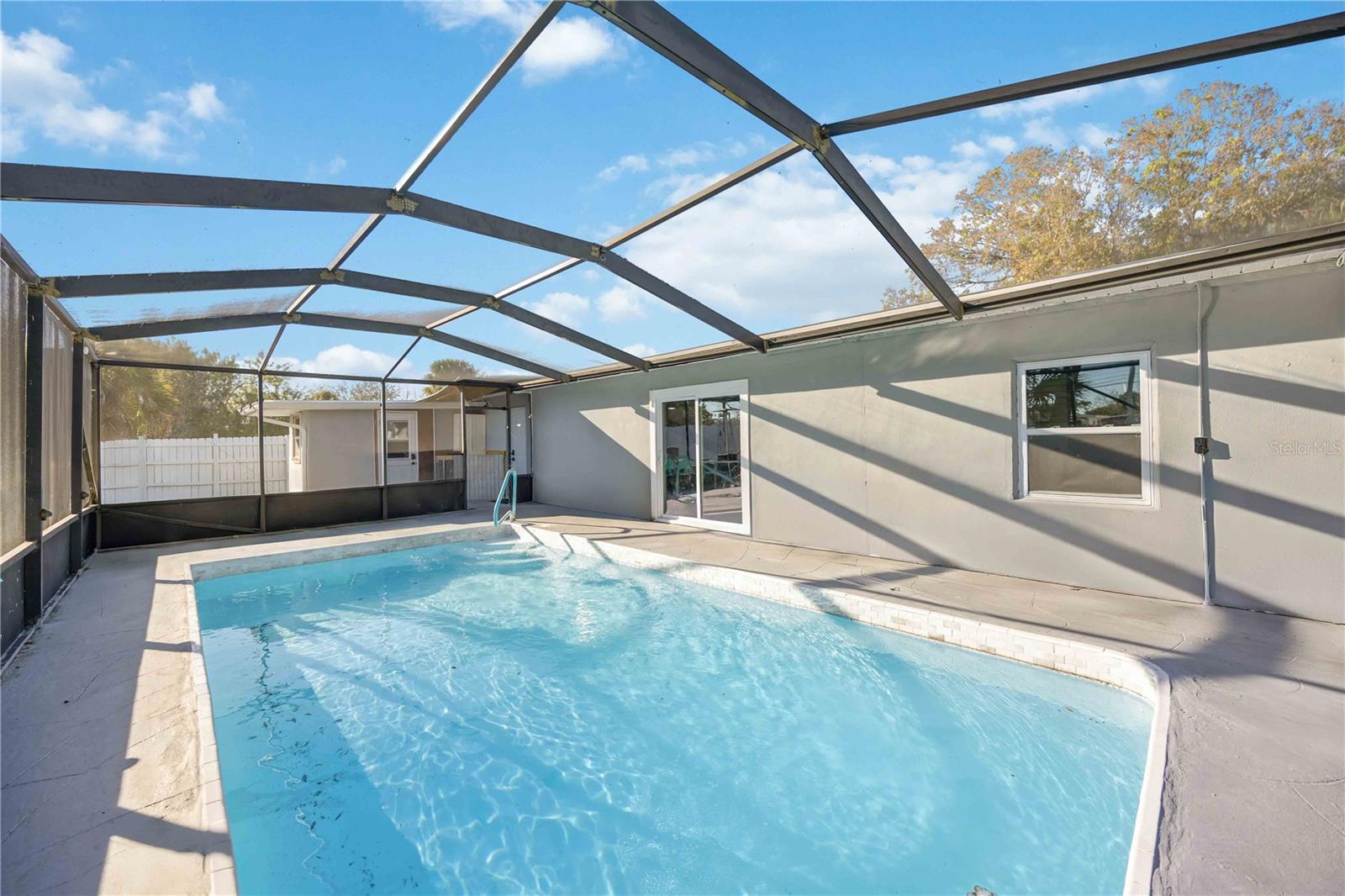 Image 8 of 27 For 21913 Felton Avenue