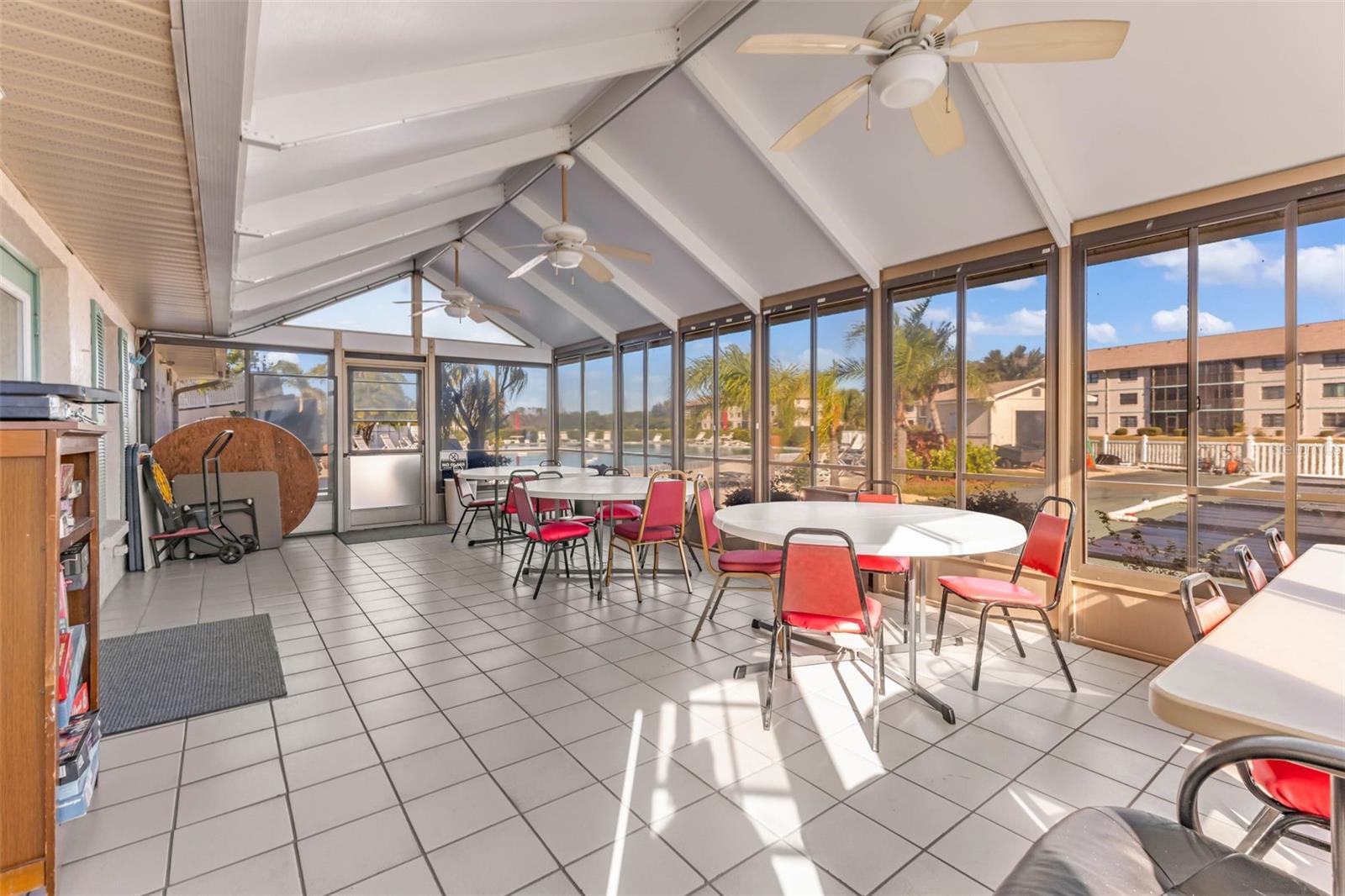 Image 28 of 29 For 175 Kings Highway 635