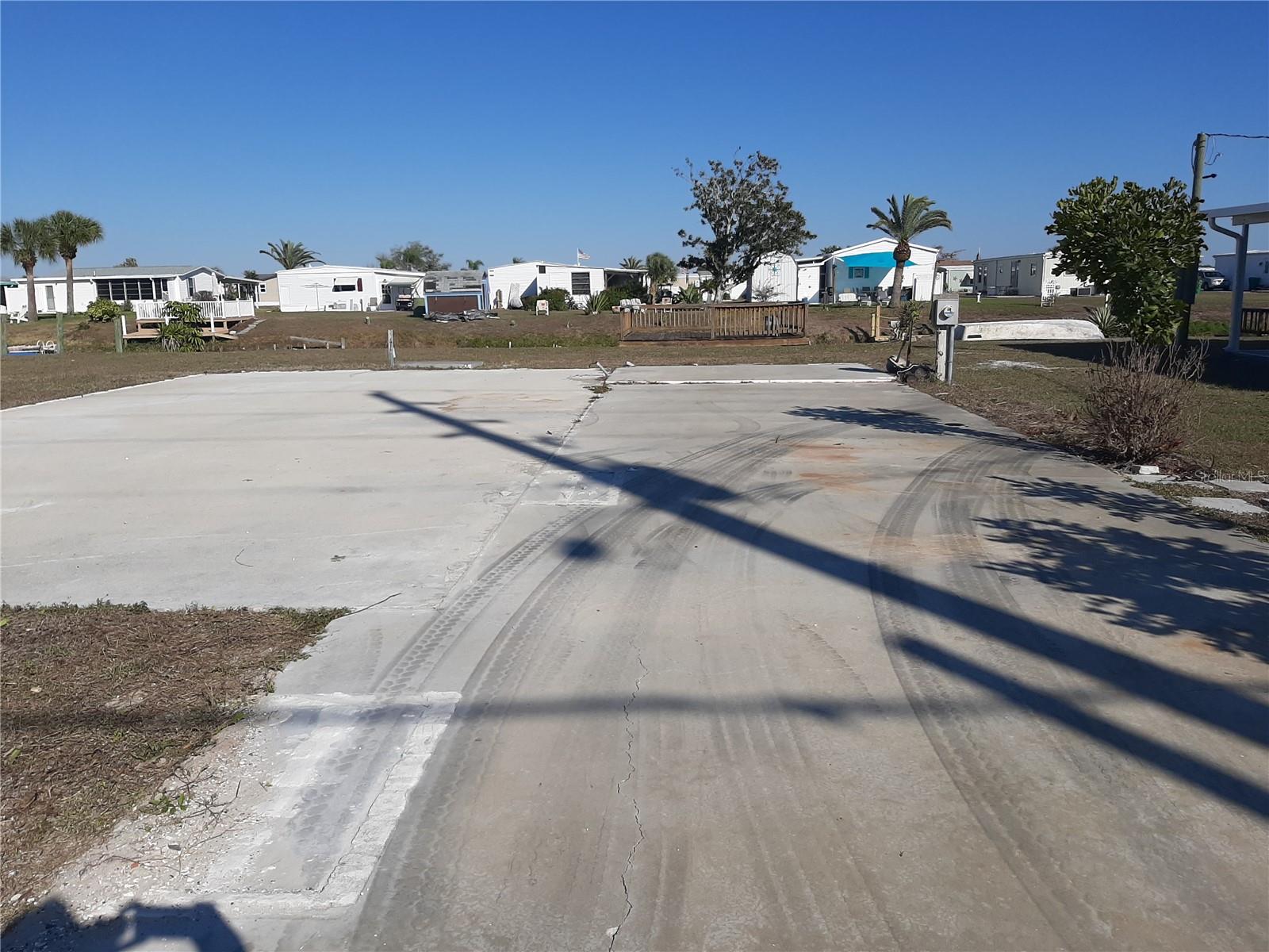 Image 13 of 14 For 1347 Flamingo Drive