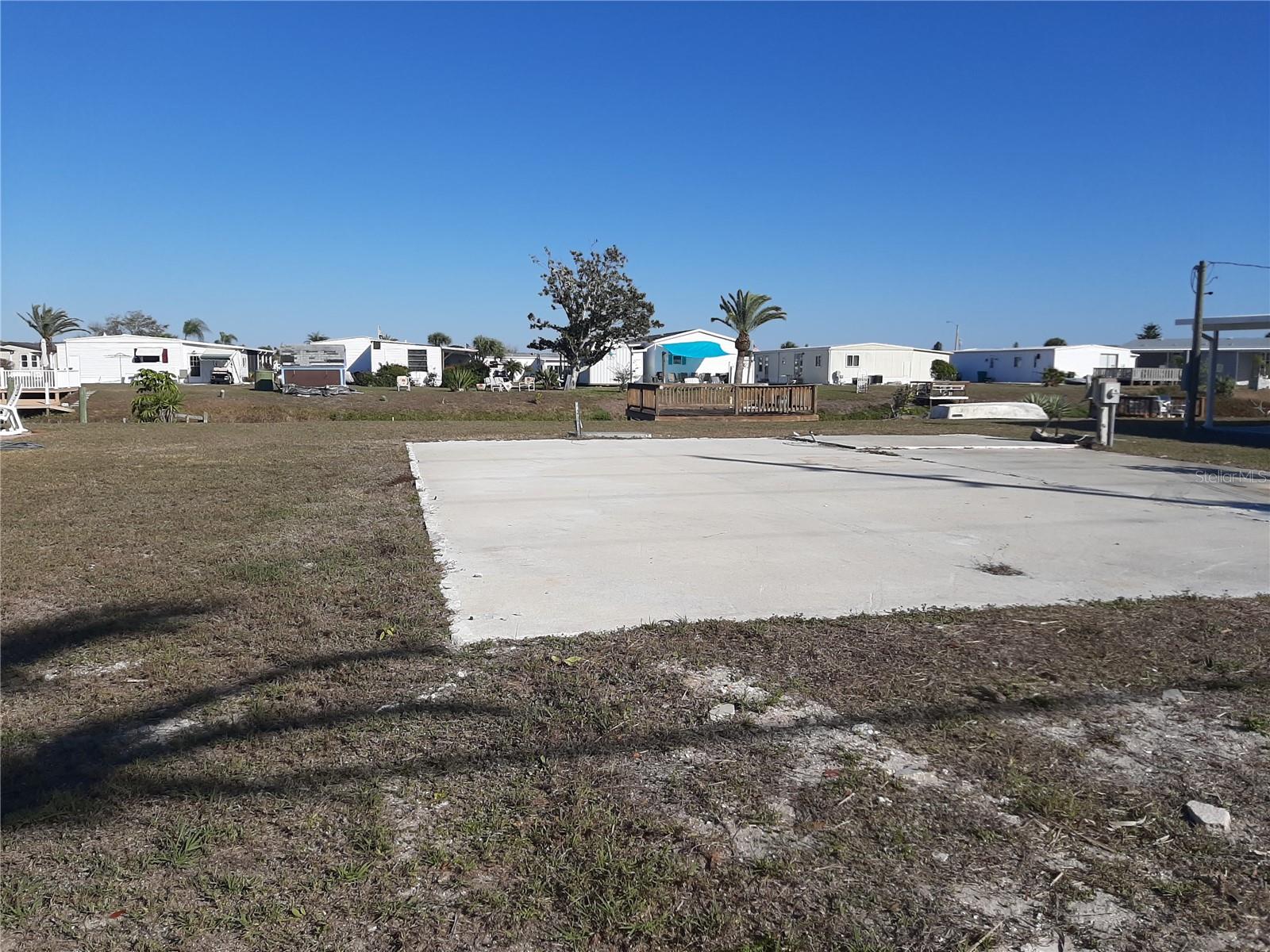 Image 7 of 14 For 1347 Flamingo Drive