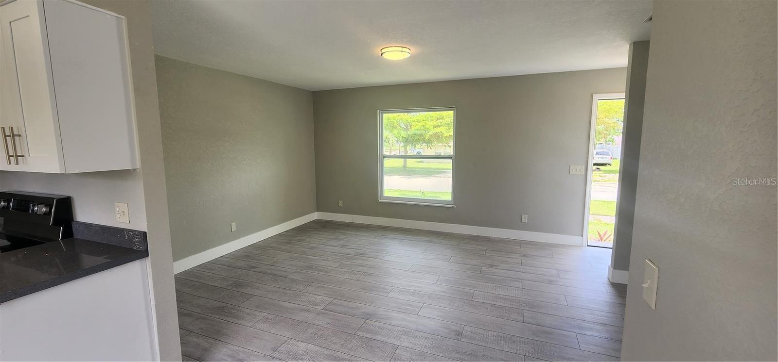 Image 10 of 15 For 541 Virginia Avenue