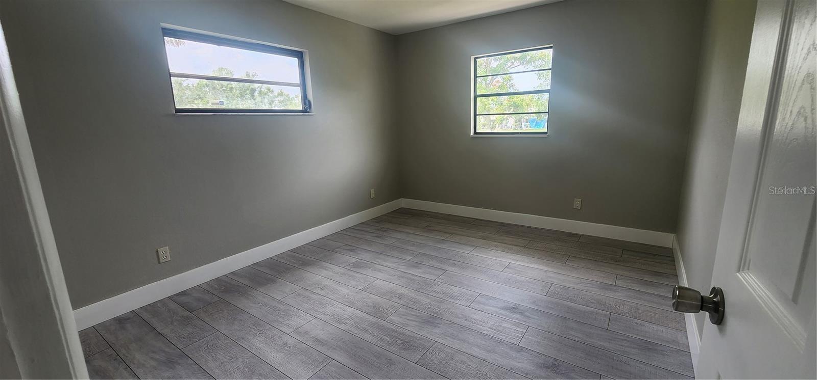 Image 14 of 15 For 541 Virginia Avenue