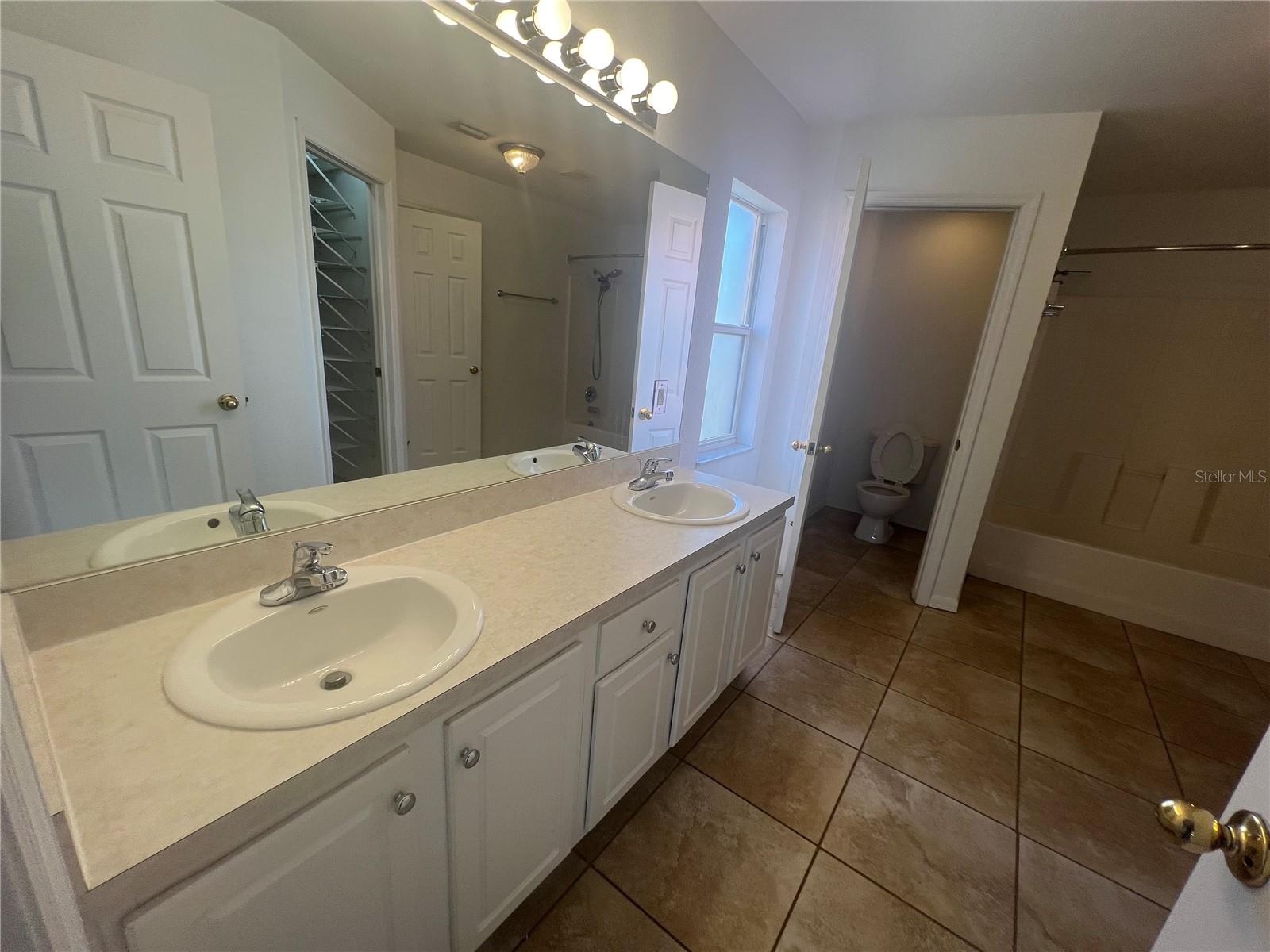 Image 22 of 37 For 2223 Rio De Janeiro Avenue