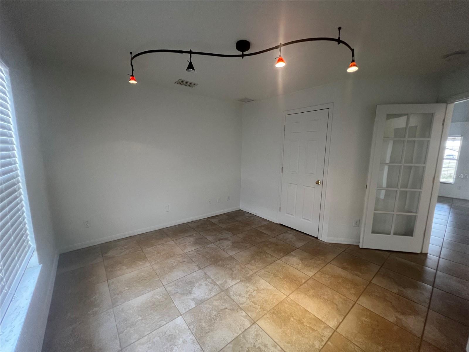 Image 29 of 37 For 2223 Rio De Janeiro Avenue