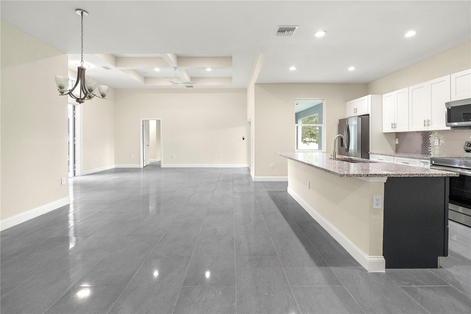 Image 13 of 53 For 1043 Albert Ave