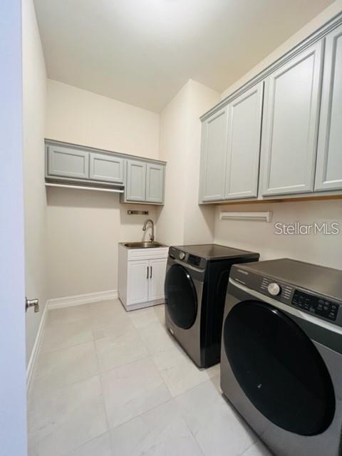 Image 14 of 32 For 24335 Riverfront Drive