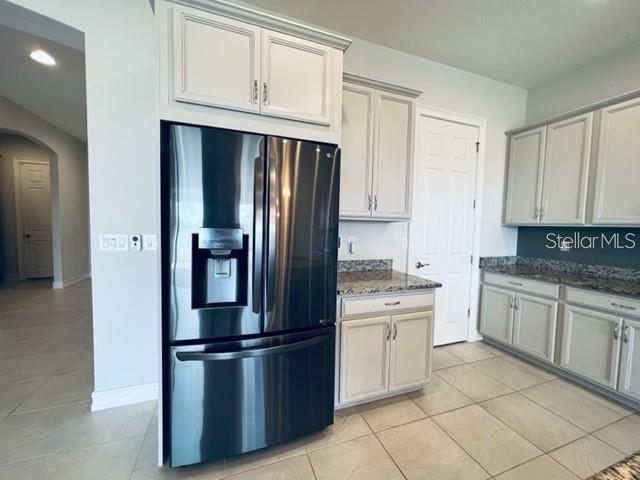 Image 9 of 32 For 24335 Riverfront Drive