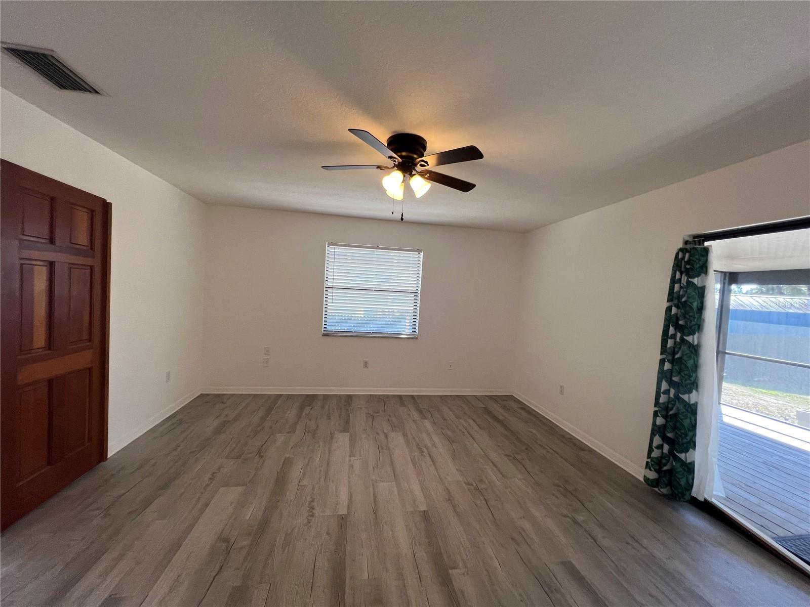 Image 14 of 55 For 2615 Myrtle Avenue