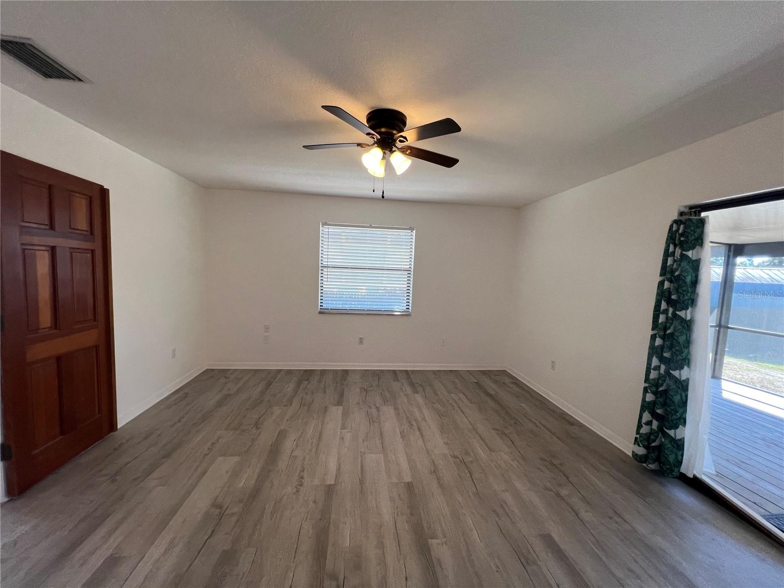 Image 17 of 55 For 2615 Myrtle Avenue