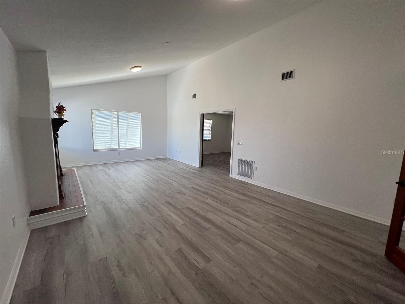 Image 27 of 55 For 2615 Myrtle Avenue