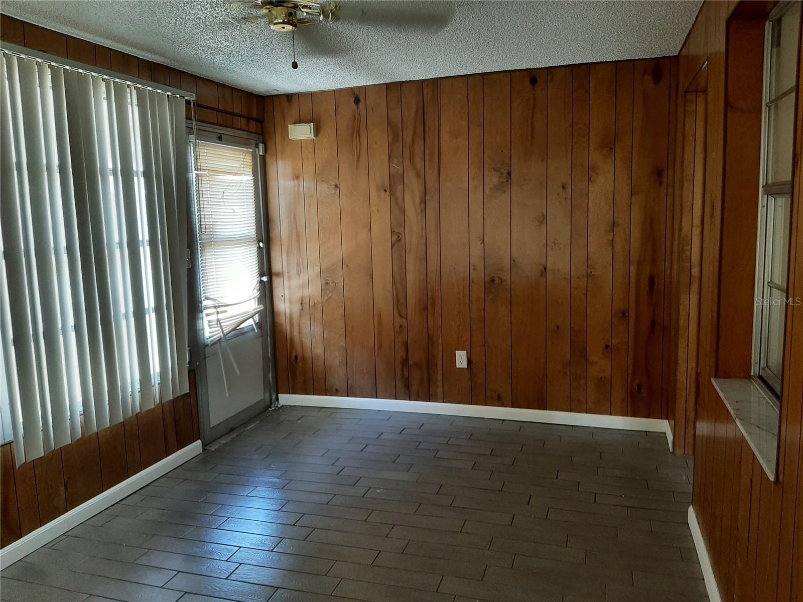 Image 18 of 28 For 4808 Salem Drive