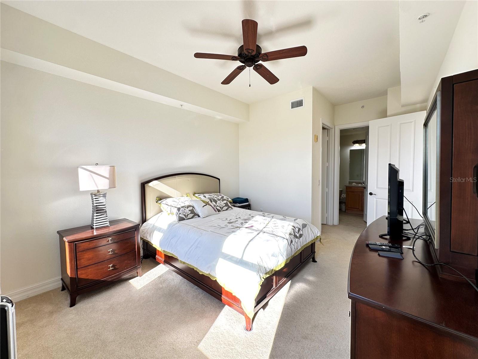 Image 39 of 65 For 98 Vivante Boulevard 315