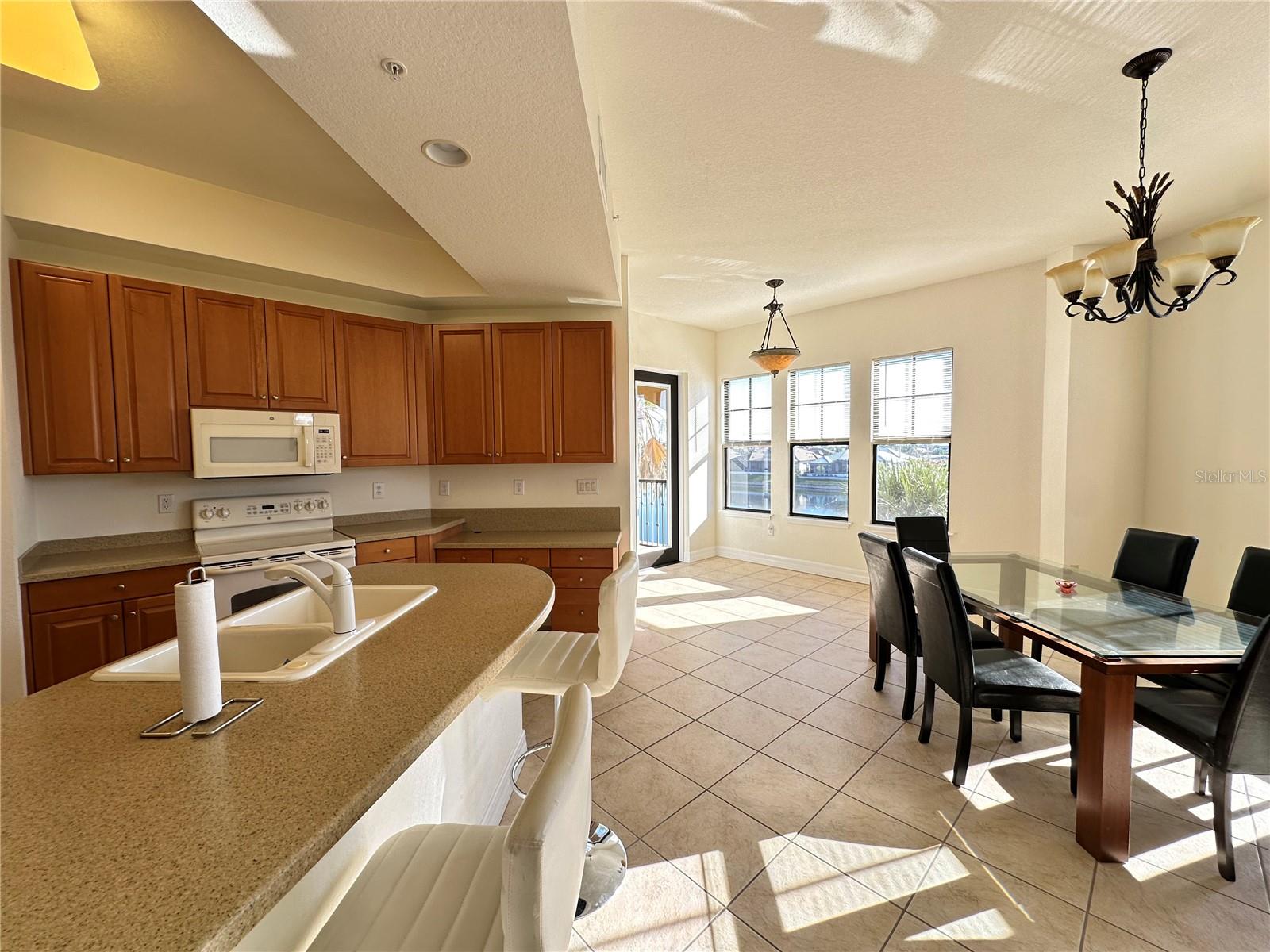 Image 51 of 65 For 98 Vivante Boulevard 315