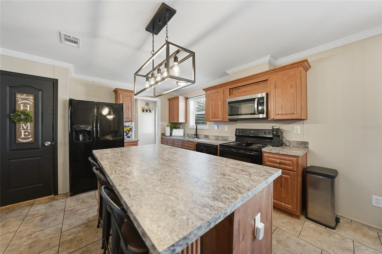 Image 12 of 45 For 2465 Kleis Drive