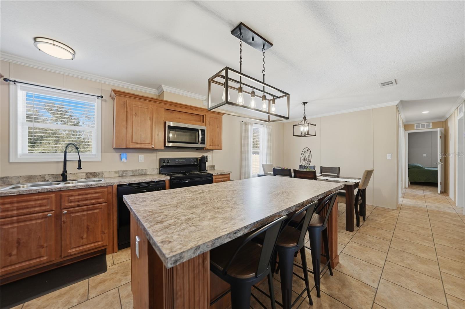 Image 15 of 45 For 2465 Kleis Drive