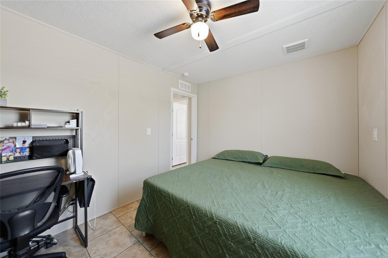 Image 23 of 45 For 2465 Kleis Drive