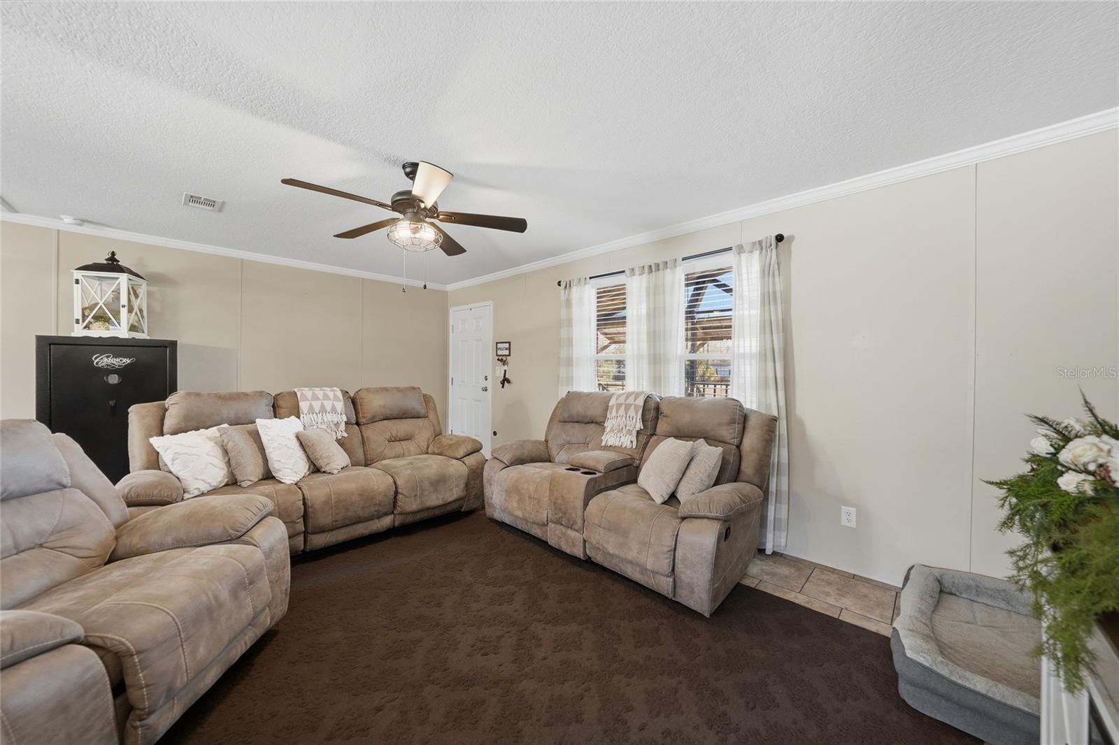 Image 6 of 45 For 2465 Kleis Drive