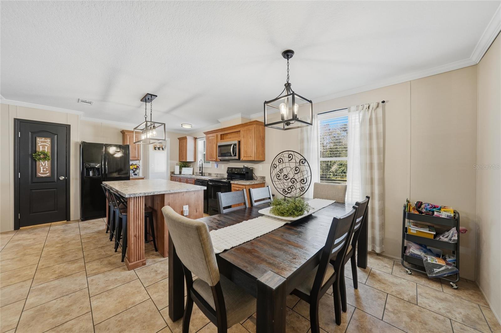 Image 9 of 45 For 2465 Kleis Drive