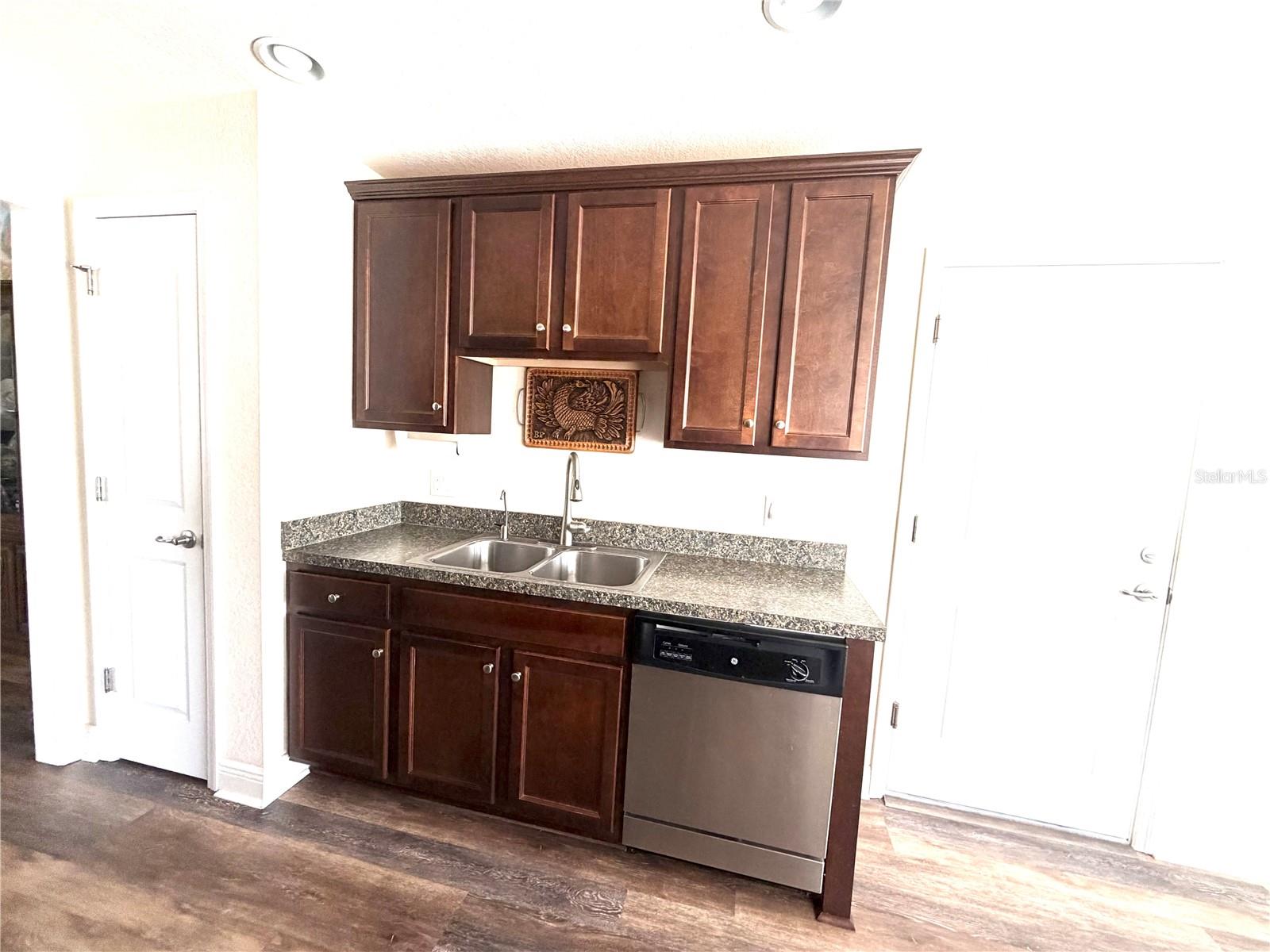 Image 11 of 38 For 8298 Osbert Avenue