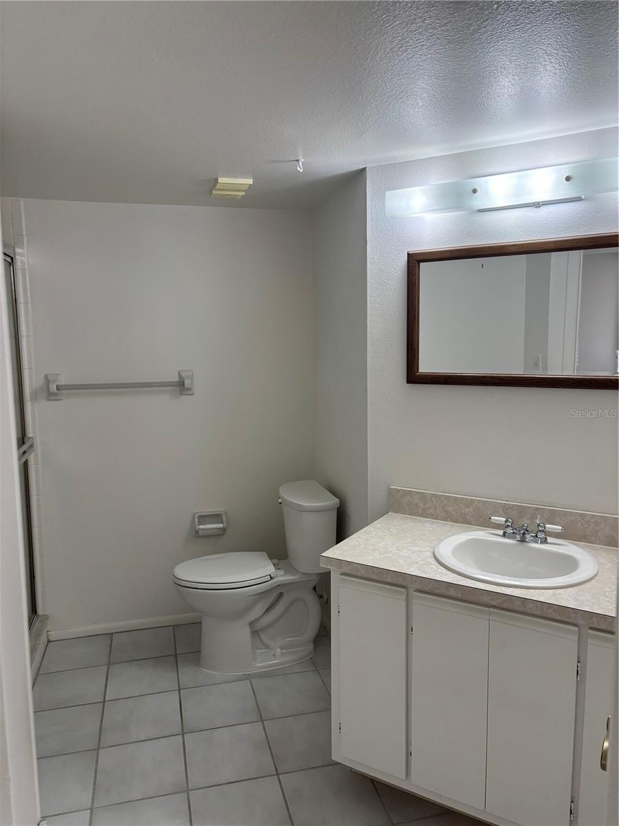 Image 13 of 20 For 19505 Quesada Avenue Cc205