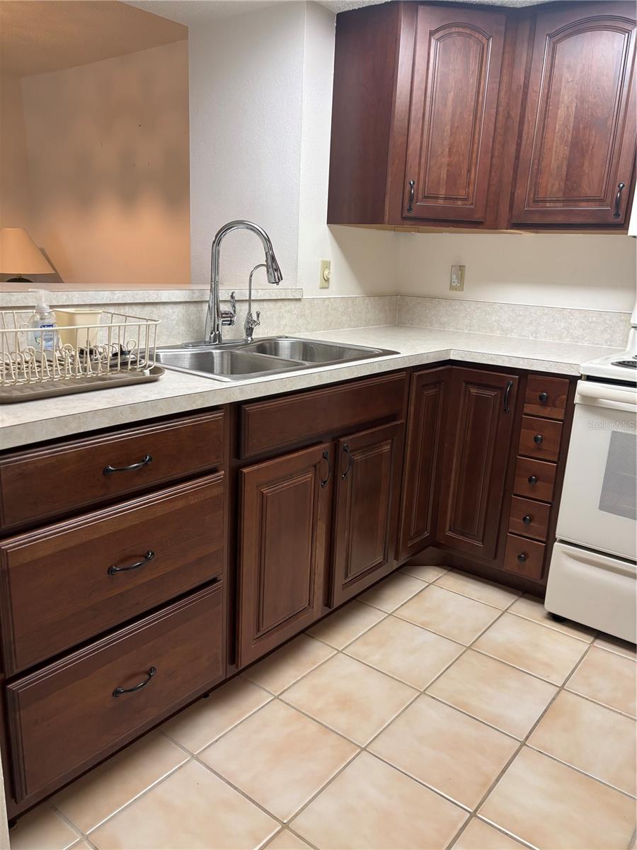 Image 7 of 20 For 19505 Quesada Avenue Cc205