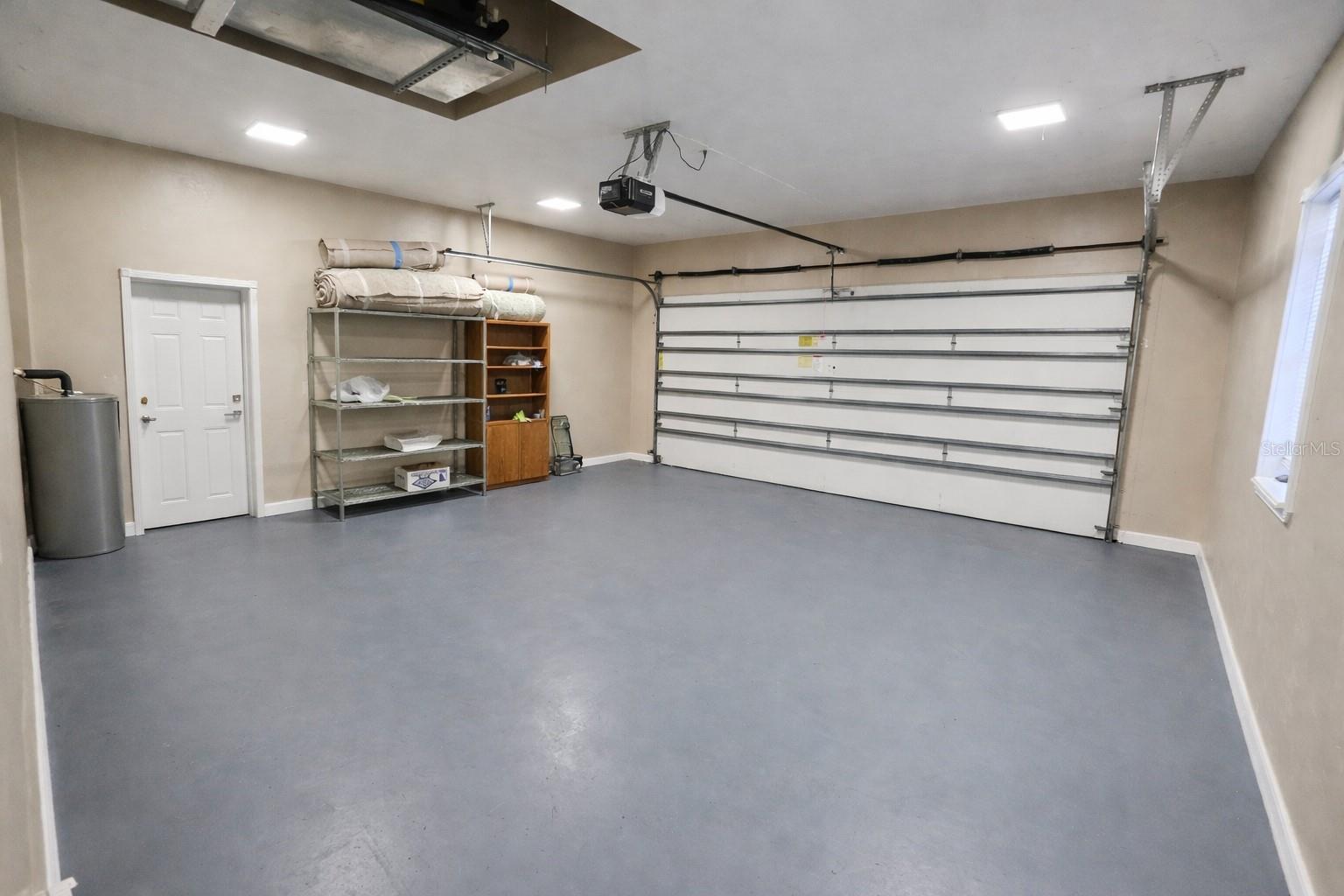 Image 29 of 32 For 1440 Graham Circle