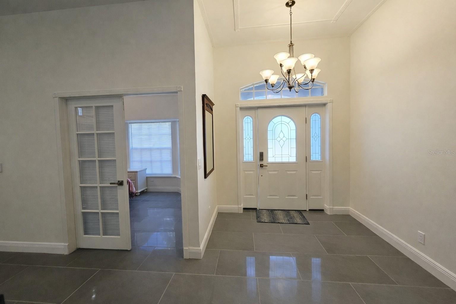 Image 3 of 32 For 1440 Graham Circle