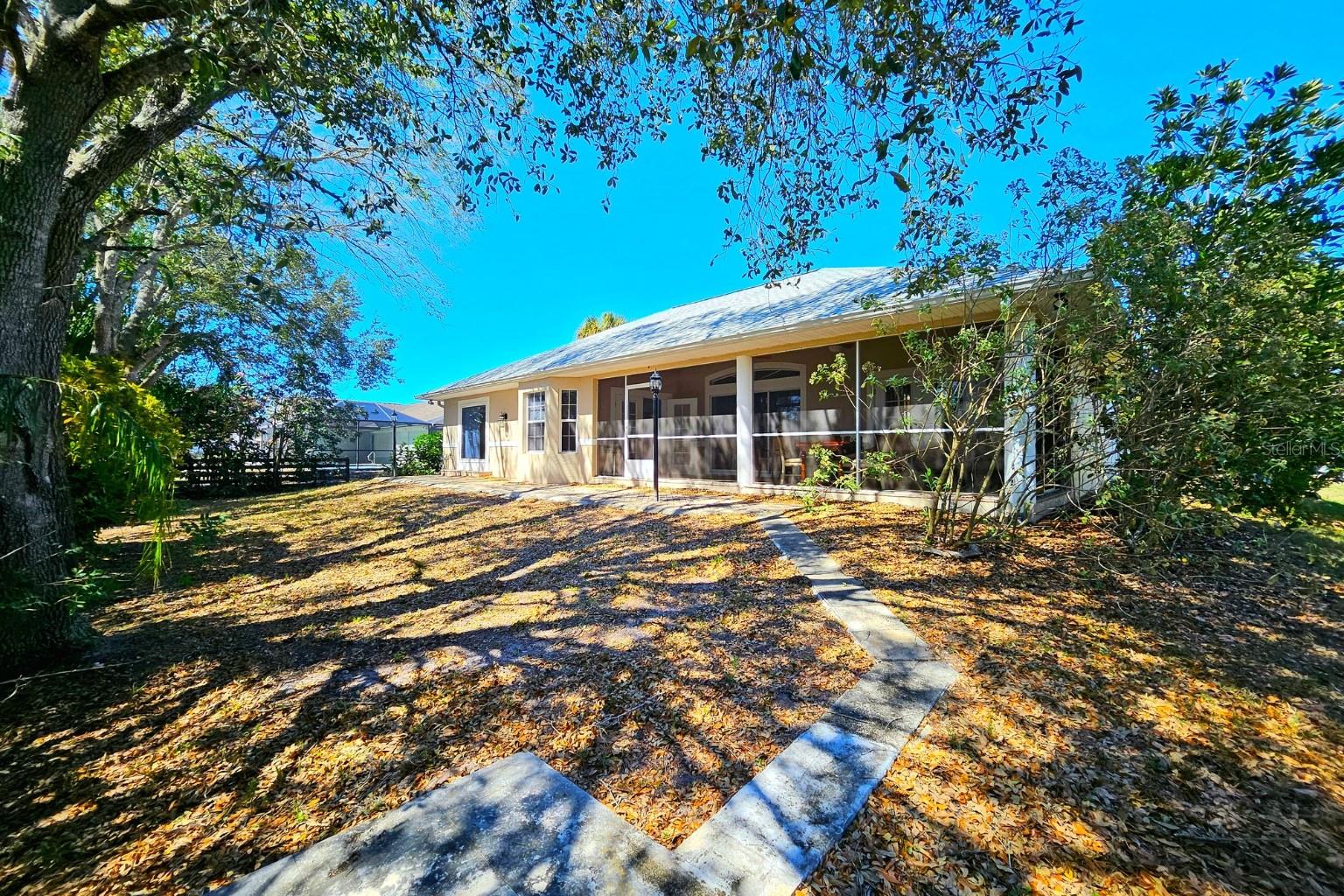 Image 31 of 32 For 1440 Graham Circle