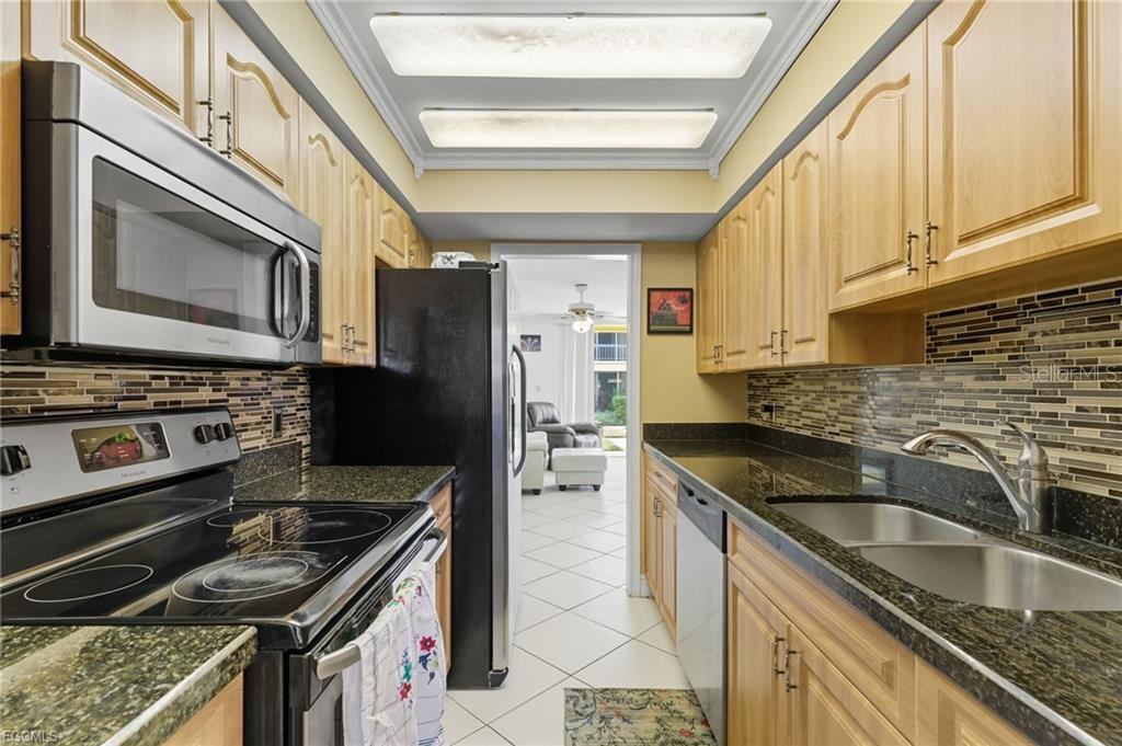 Image 10 of 24 For 2907 Del Prado Boulevard S B7