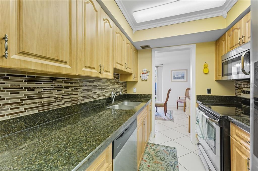 Image 11 of 24 For 2907 Del Prado Boulevard S B7