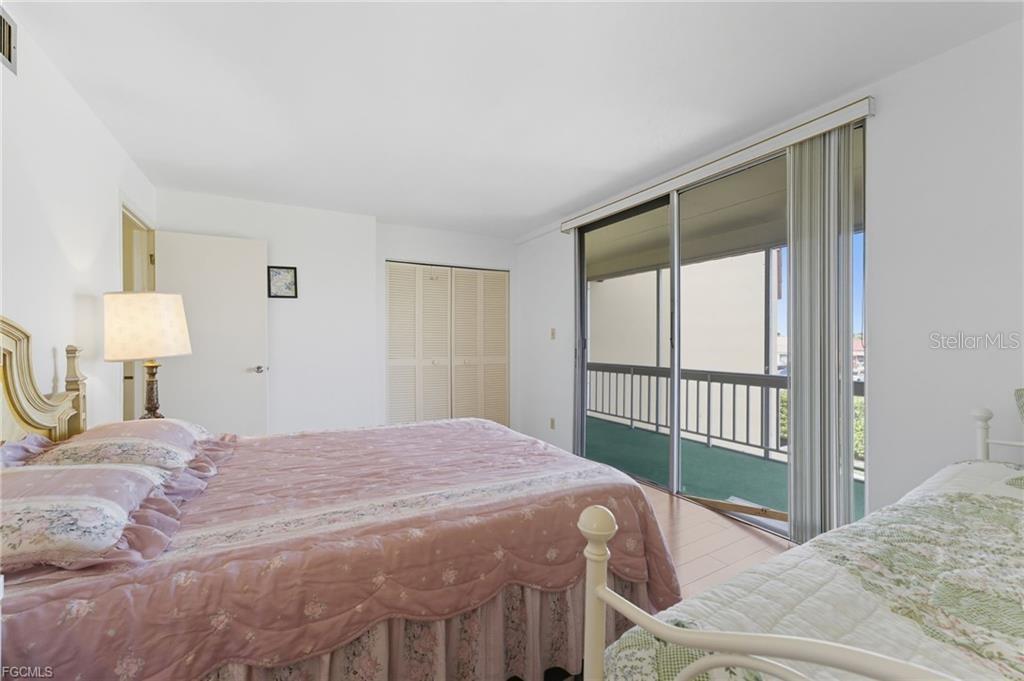 Image 15 of 24 For 2907 Del Prado Boulevard S B7