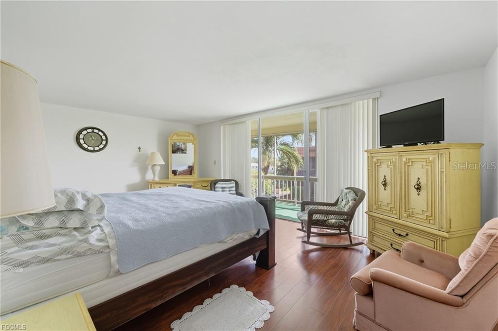 Image 4 of 24 For 2907 Del Prado Boulevard S B7