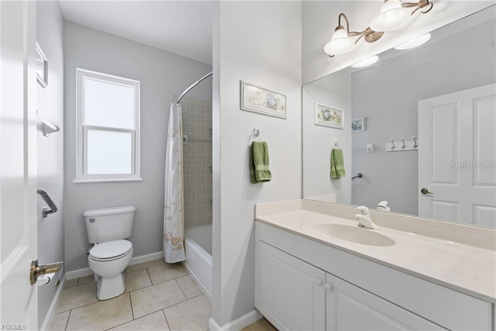 Image 24 of 40 For 810 36th Avenue