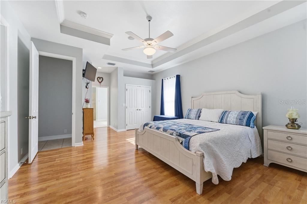 Image 4 of 40 For 810 36th Avenue