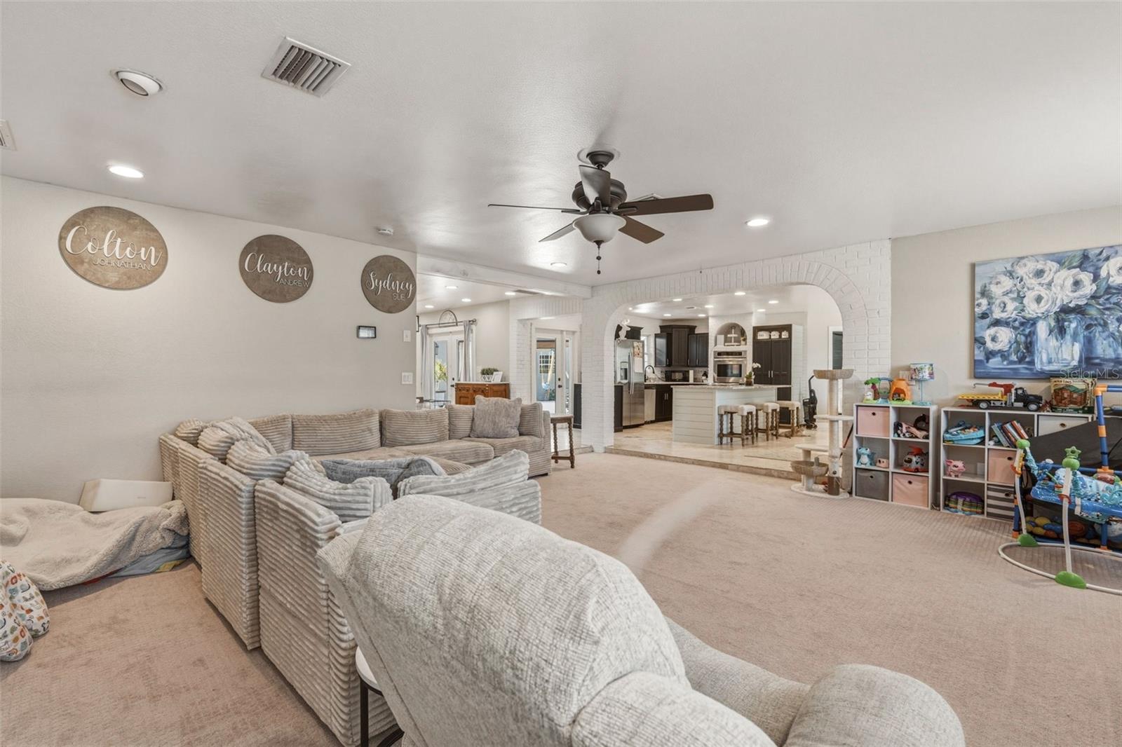 Image 17 of 48 For 101 Marlin Drive