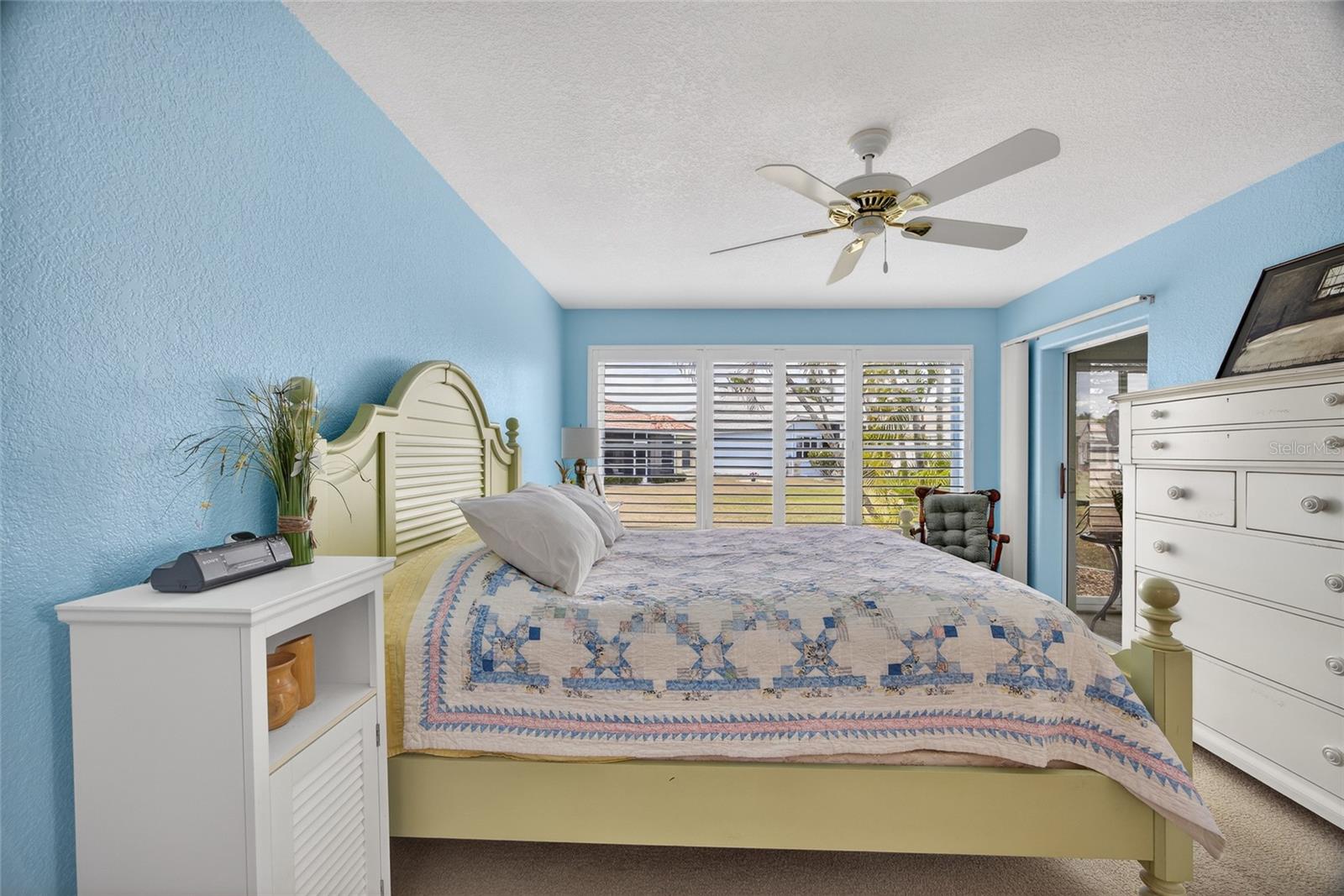 Image 17 of 39 For 10221 Arrowhead Drive