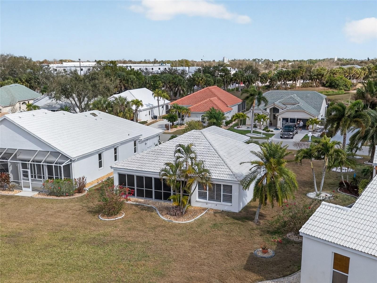 Image 27 of 39 For 10221 Arrowhead Drive