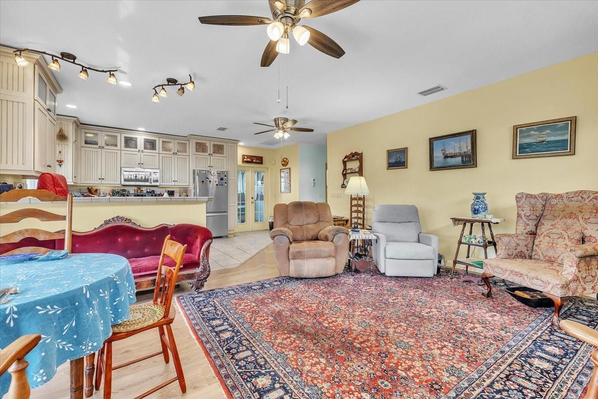 Image 13 of 48 For 141 Summerset Drive