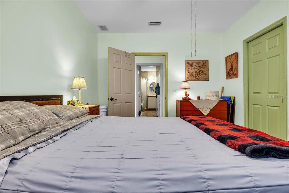 Image 16 of 48 For 141 Summerset Drive