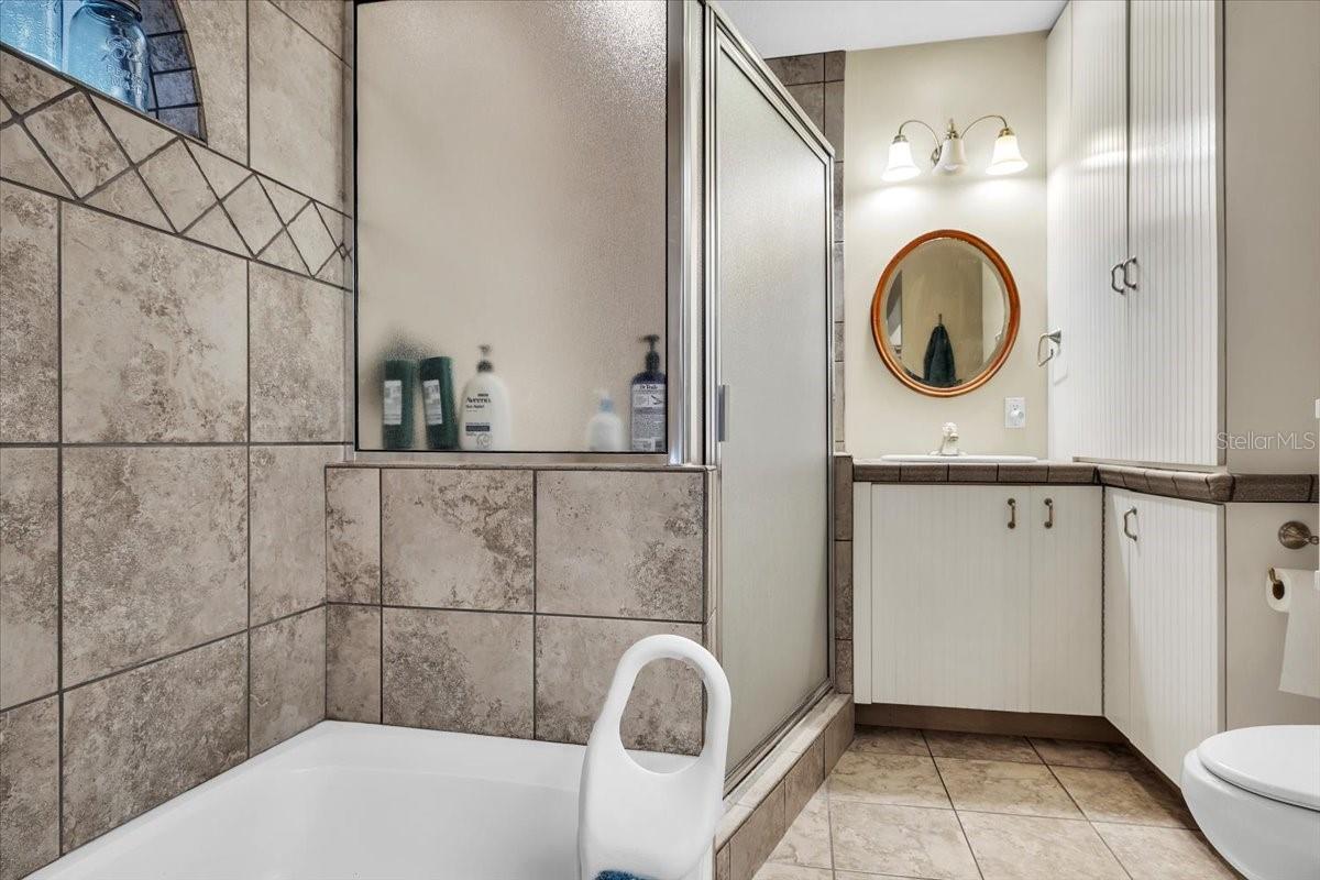 Image 18 of 48 For 141 Summerset Drive