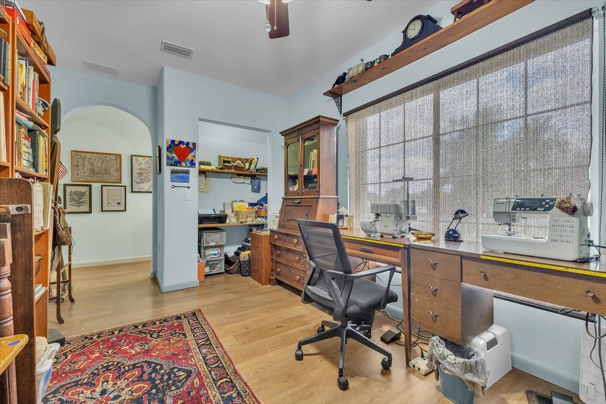 Image 25 of 48 For 141 Summerset Drive