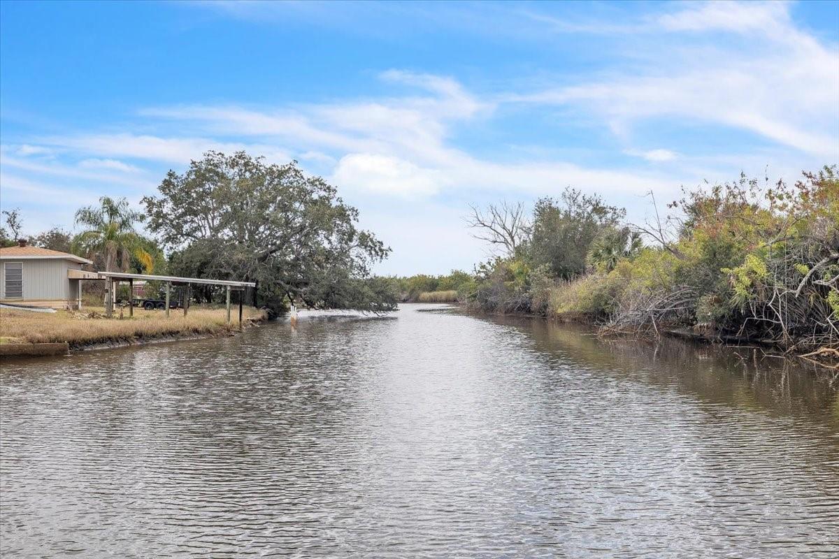 Image 32 of 48 For 141 Summerset Drive