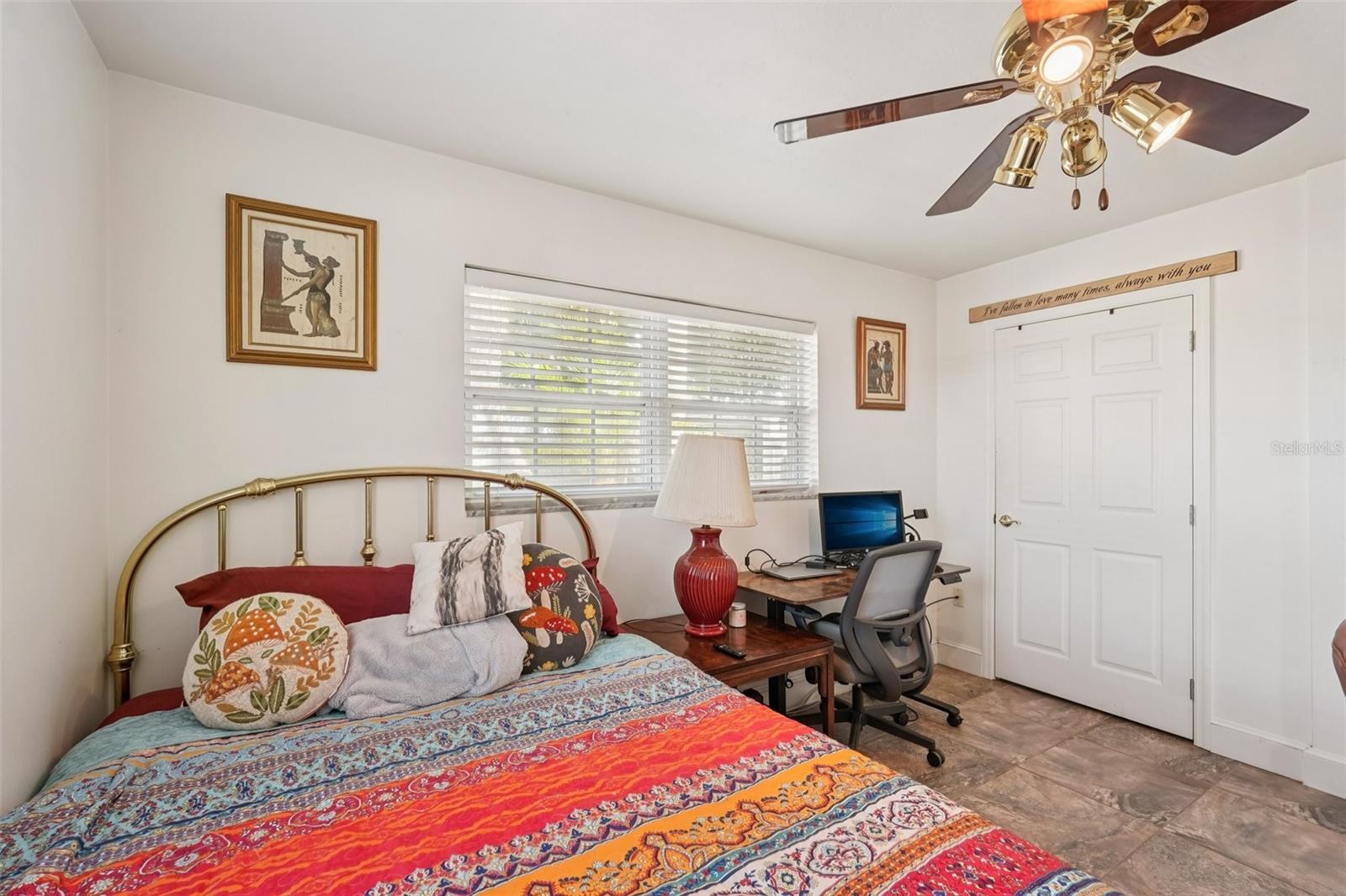 Image 16 of 30 For 2356 Conway Boulevard