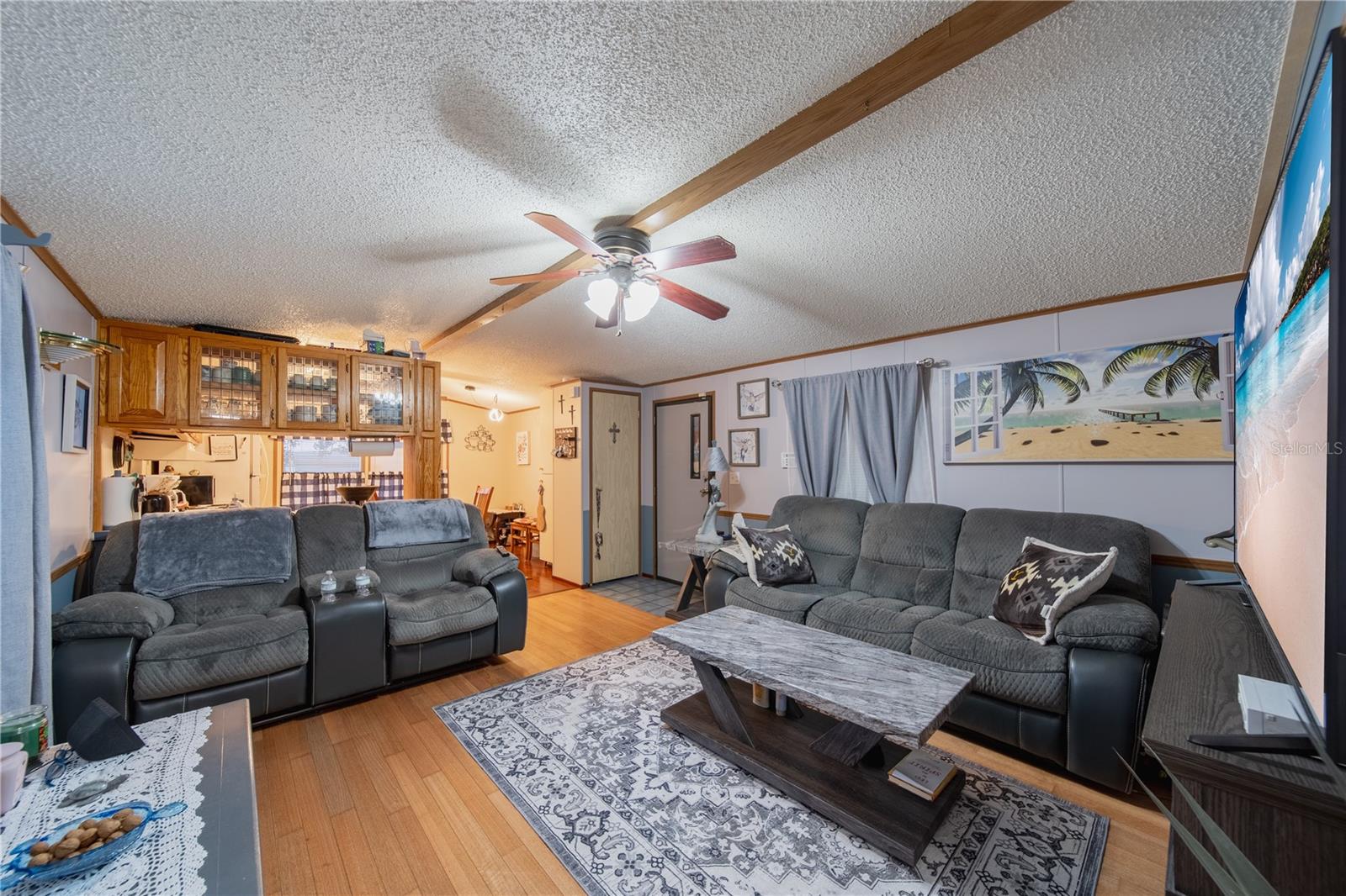 Image 17 of 38 For 1381 Se Lake Rd