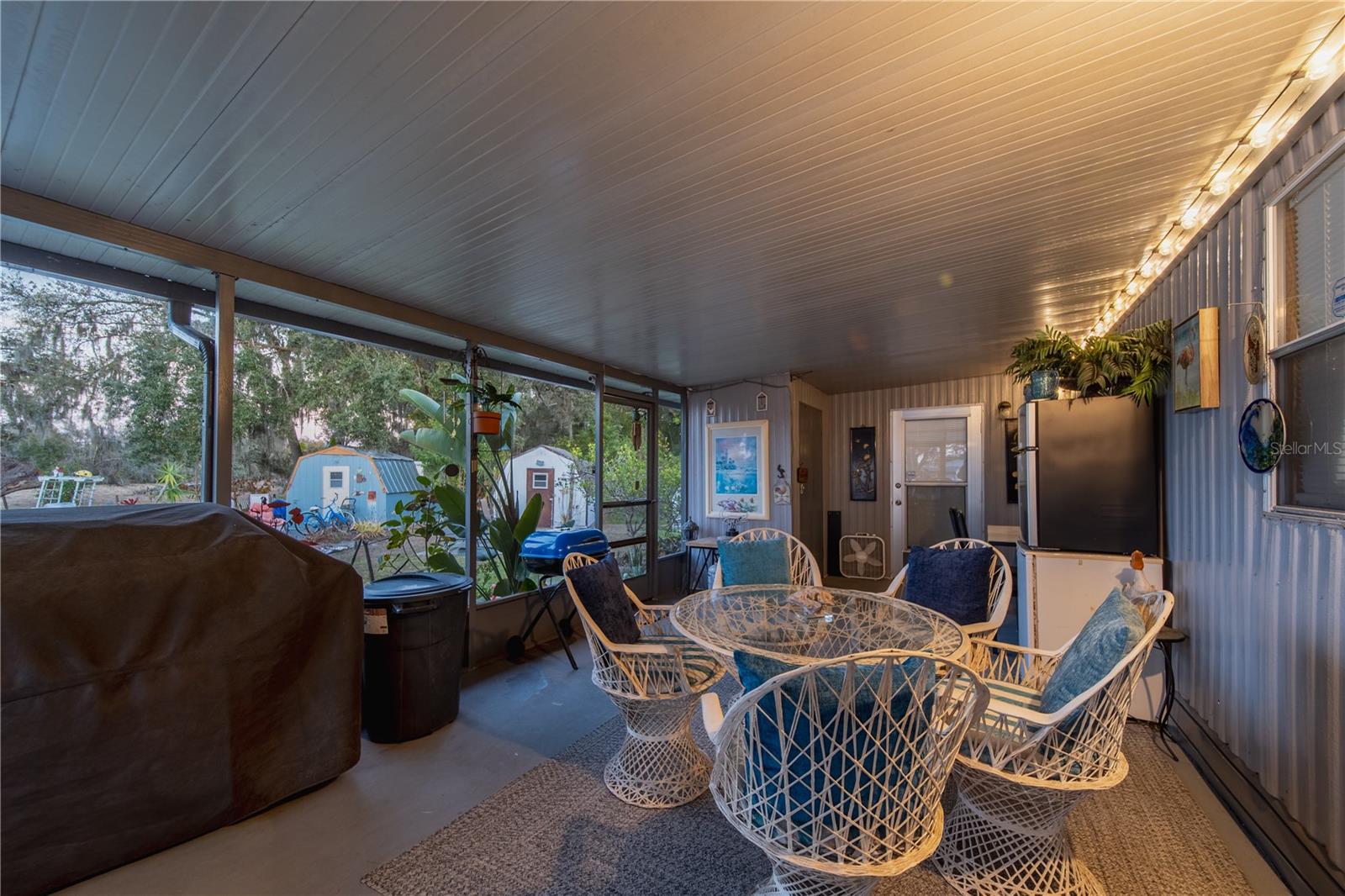 Image 22 of 38 For 1381 Se Lake Rd