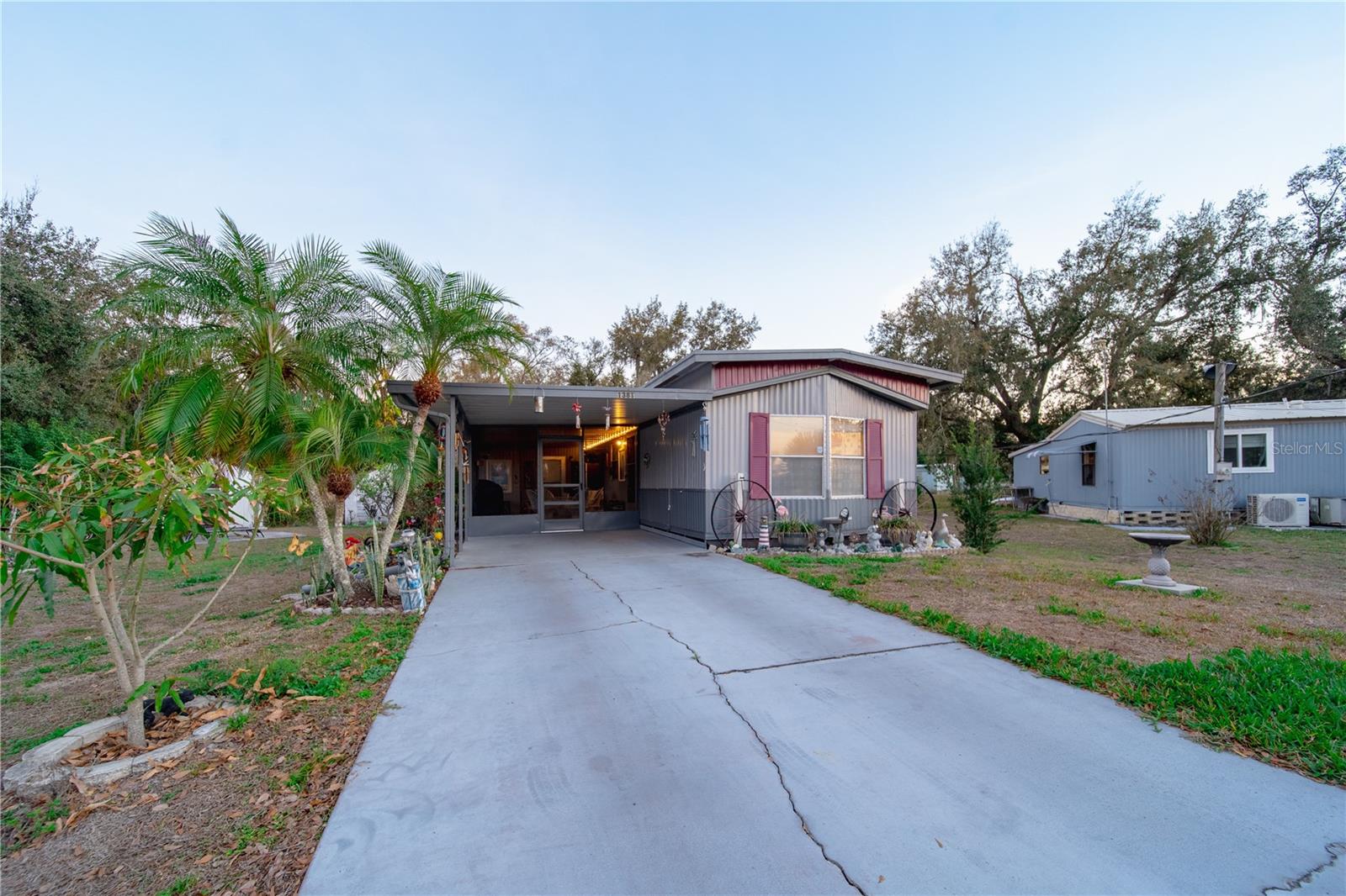 Image 24 of 38 For 1381 Se Lake Rd