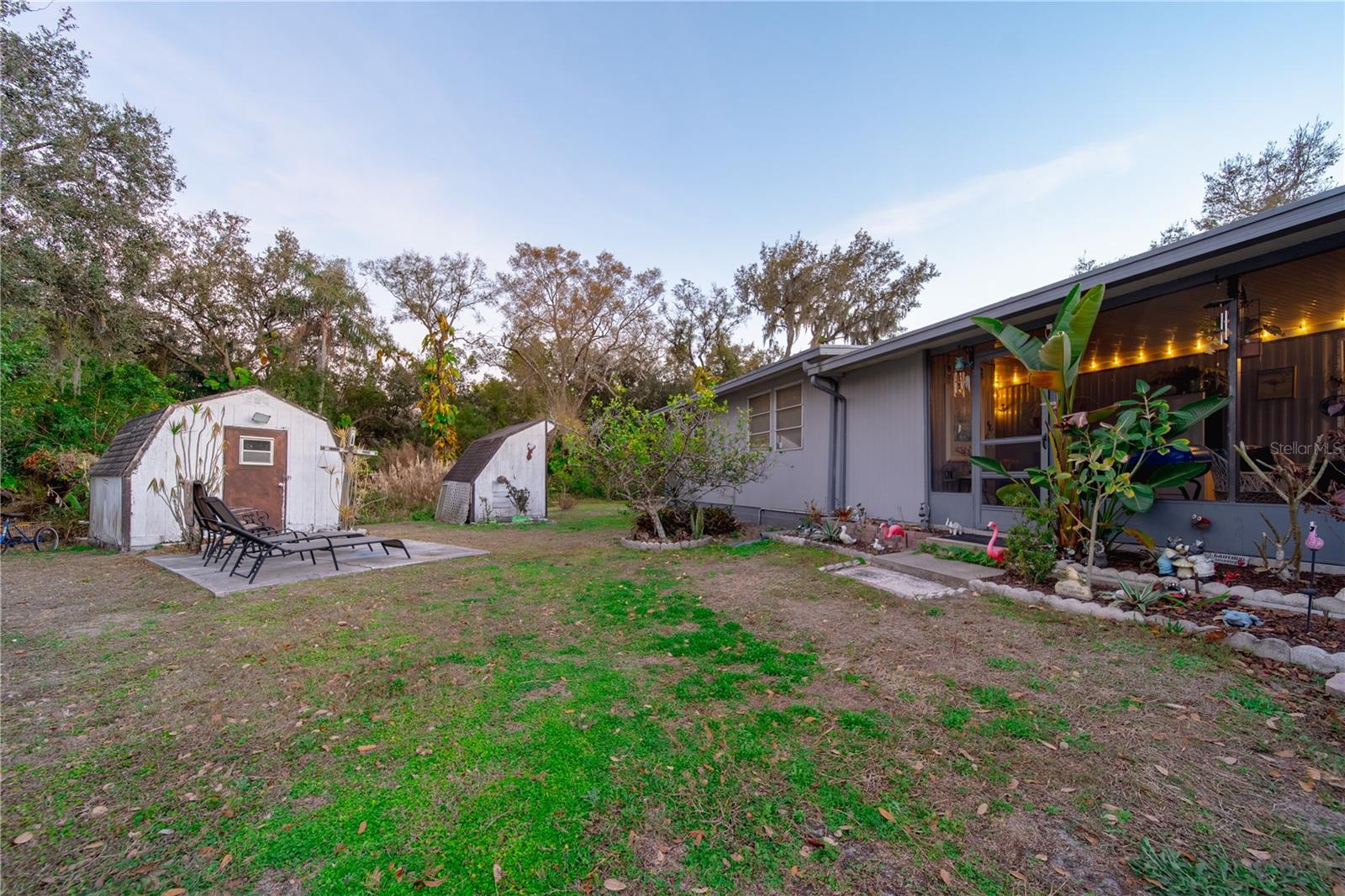 Image 27 of 38 For 1381 Se Lake Rd